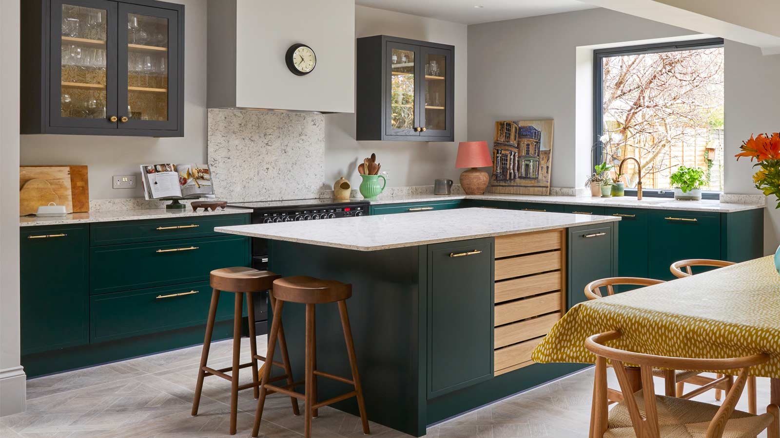 A dopamine décor kitchen with dopamine colours using colour drenching