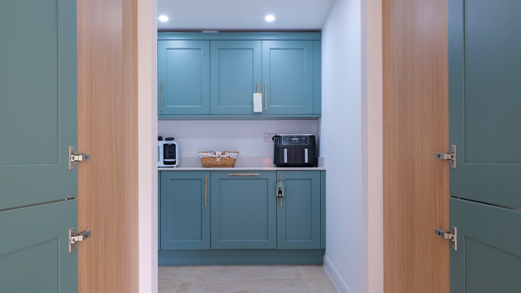 A kitchen extension plan added hidden utility room space